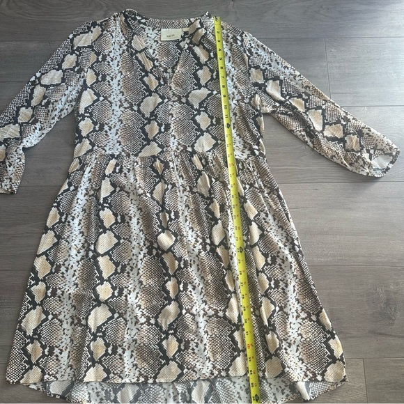 EUC Maeve Juno snake print mini dress - size medium - Picture 2 of 4